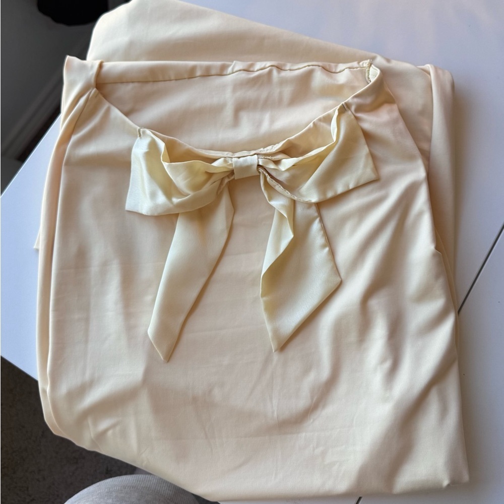 SHEIN Aloruh Backless Bow Dress - Picture 6 of 6